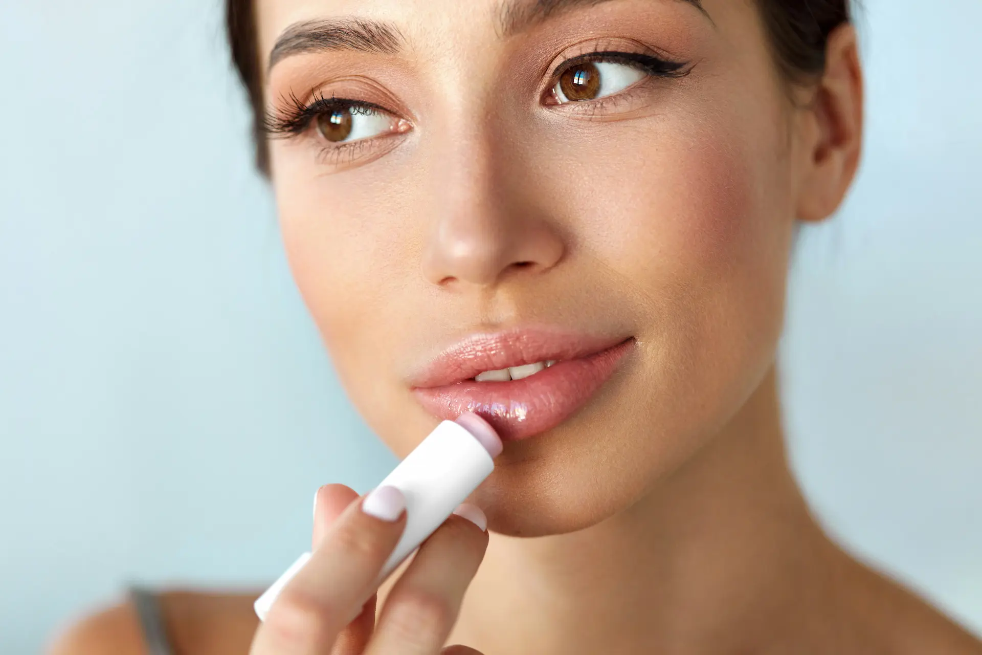 Achieving Fuller Lips: Causes of Thin Lips and Treatment Options 